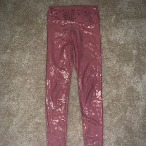Fabletics pink & gold leggings 💗